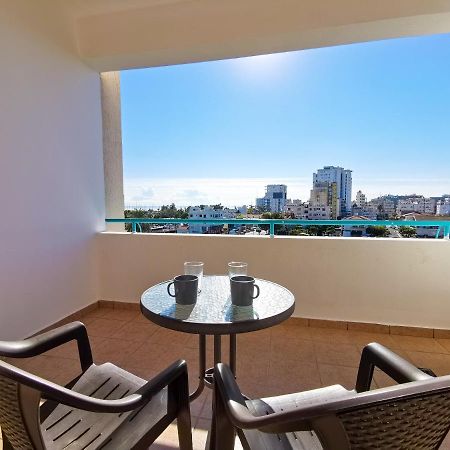 Off Course Seaview Apartment Larnaca Zewnętrze zdjęcie