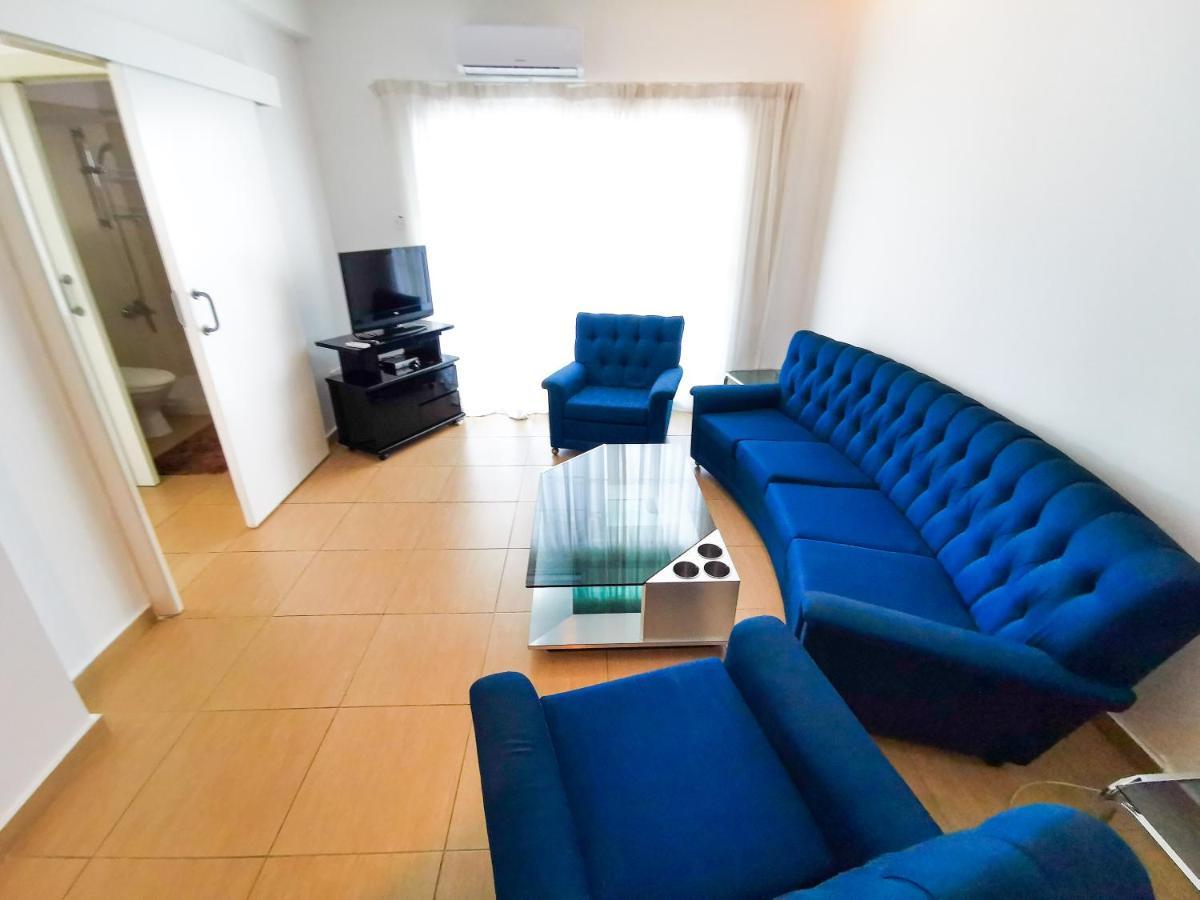 Off Course Seaview Apartment Larnaca Zewnętrze zdjęcie